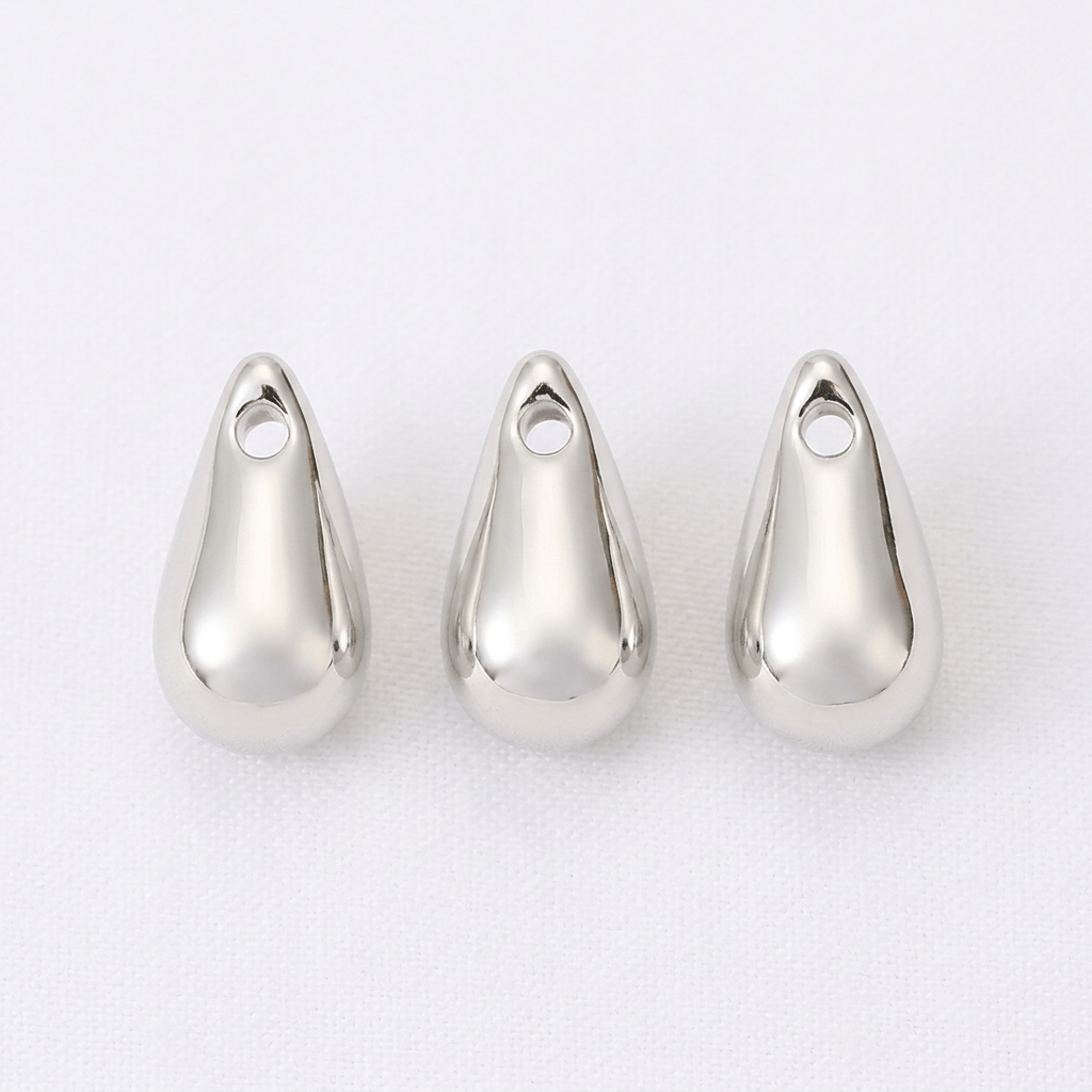 3pcs Western Fashion Style Copper Inlaid Zirconia Pendant Set
